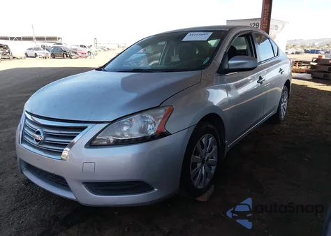 2015 Nissan Sentra S z USA, uszkodzony, nr VIN 3N1AB7AP9FY355124